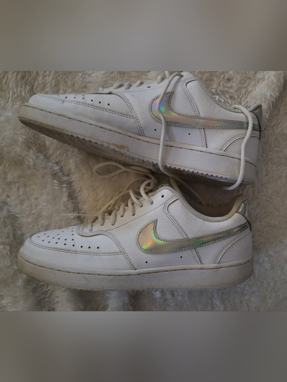 Ladies Niki White Leather Low-Top Sneakers with Iridescent Swoosh